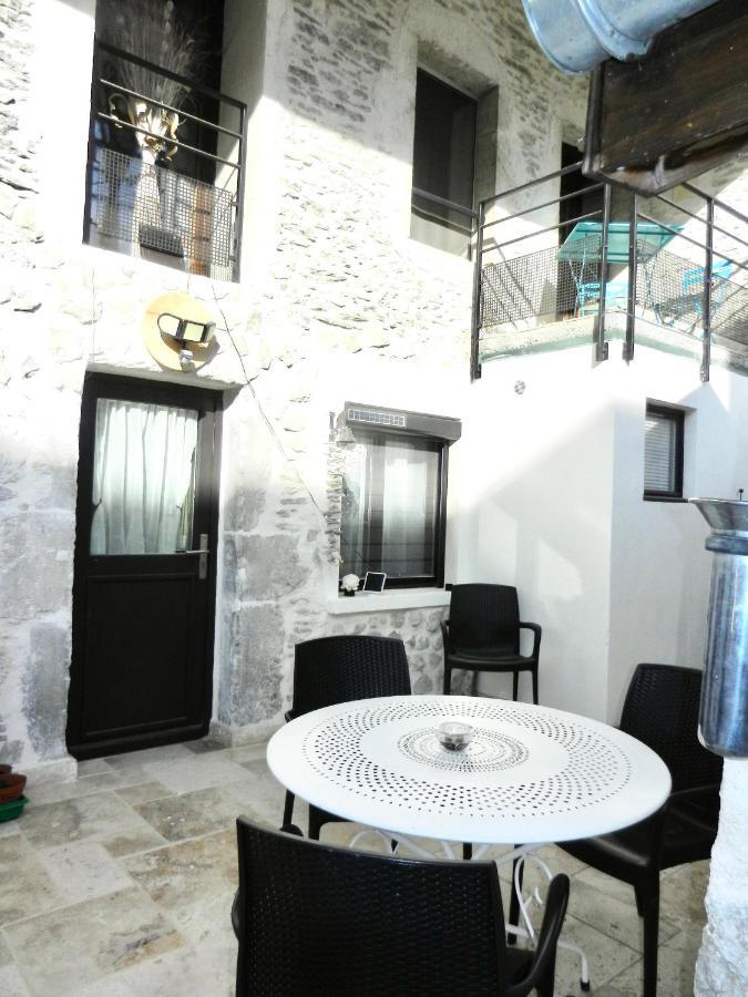 Chez Gege & Mado Apartment Seyssel Ngoại thất bức ảnh